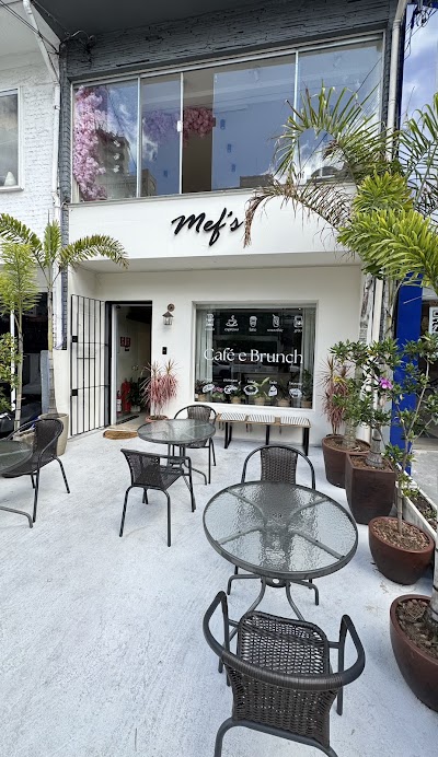 Mef’s Café & Brunch in -010
