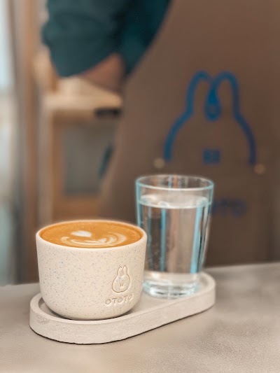 OTOTO Store Amzei atmosphere