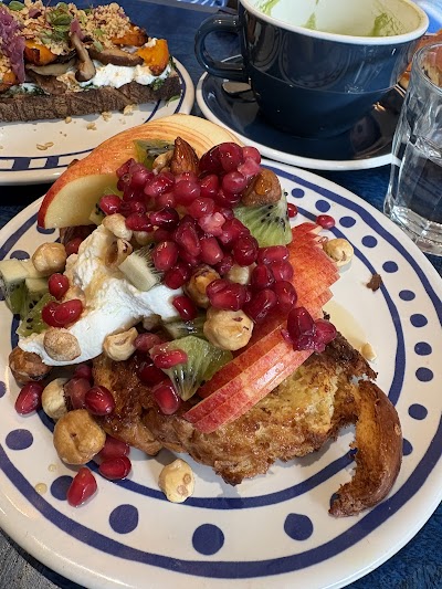 Kozy South Pigalle | All-week Brunch & Coffee atmosphere