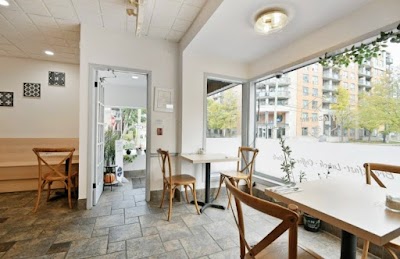 Interior of Mazarine Brunch in ON K2P 2A4