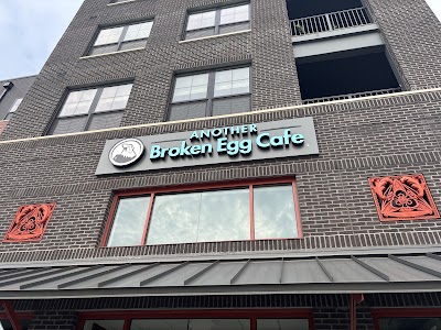 Another Broken Egg Cafe in Plainfield