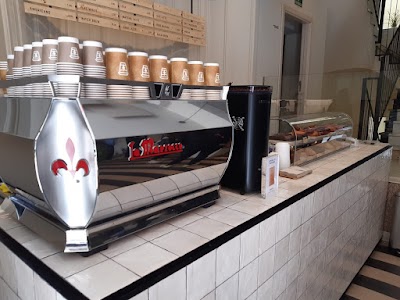 Interior of Syra Coffee in Madrid