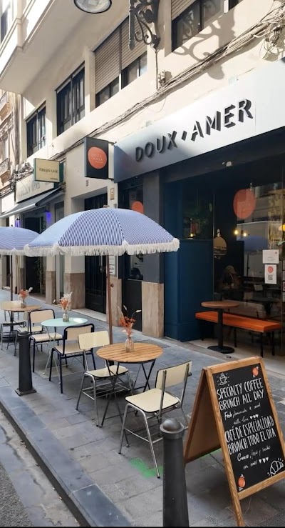 Doux-Amer Centro I Specialty Coffee & Brunch Valencia coffee