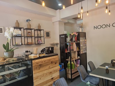 Noon-Chi Café in Berlin