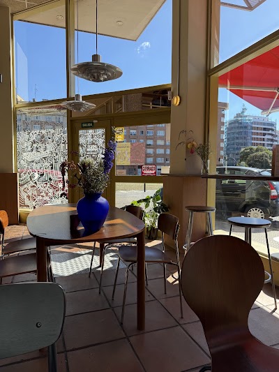 Under Wonder Cafe coffee
