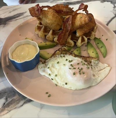 Waffleland Café atmosphere