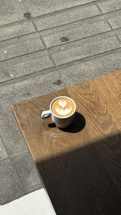 A tot coffee