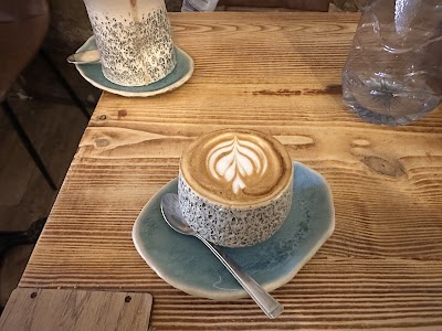 Books N' Cup Cafe atmosphere