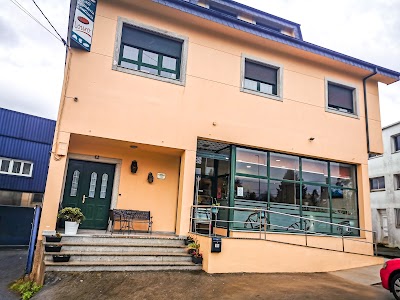 Panadería Cafetería Confitería Louro atmosphere