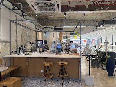 Peep Coffee (Two Tropics Sdn Bhd FKA Rocket Coffee Sdn Bhd) atmosphere