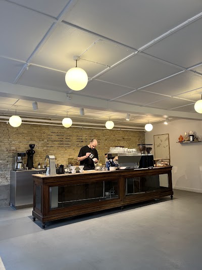 norange coffee roasters atmosphere