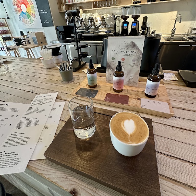 Nordic Brew Lab atmosphere