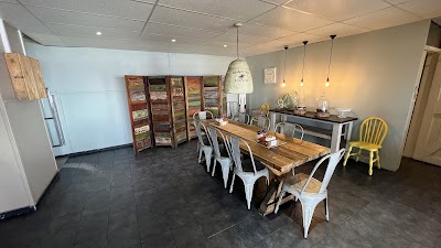 Dolphins Coffee Shoppe