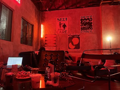 Safehouse Pasar Seni atmosphere