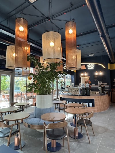 Cafezal Brunch & Specialty Coffee - Bicocca/BiM atmosphere