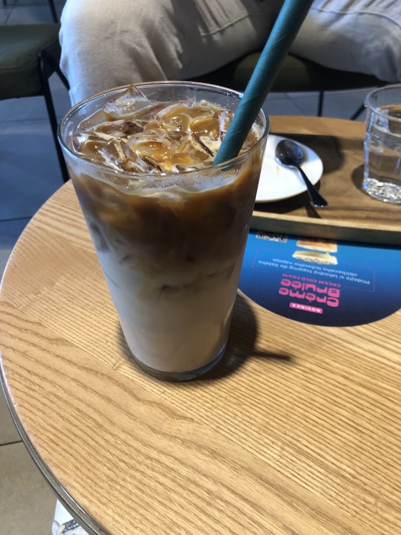 Starbucks atmosphere