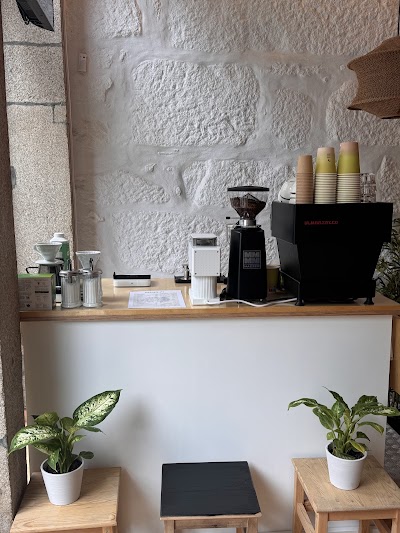 Caffen_pt (Specialty Coffee-Matcha-Brunch) atmosphere