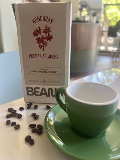 BEAN Specialty Coffee House atmosphere