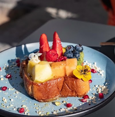 My Friend Coffee Brunch Halal atmosphere