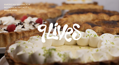 9 Lives Specialty Coffee & Brunch atmosphere