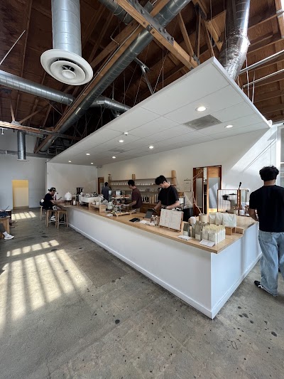 Maru Coffee atmosphere