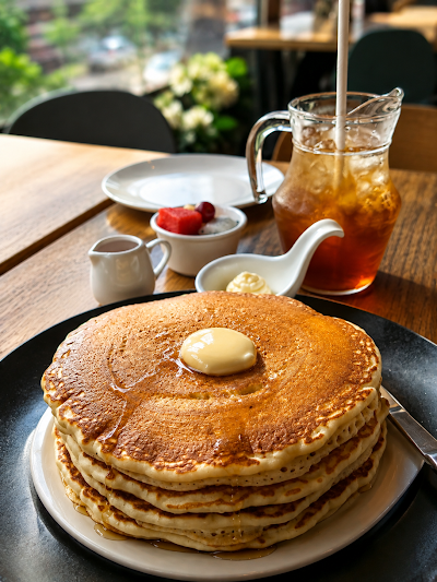 Breakfast Story Thonglor atmosphere
