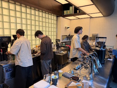 Interior of Loquat Silver Lake in CA 90026