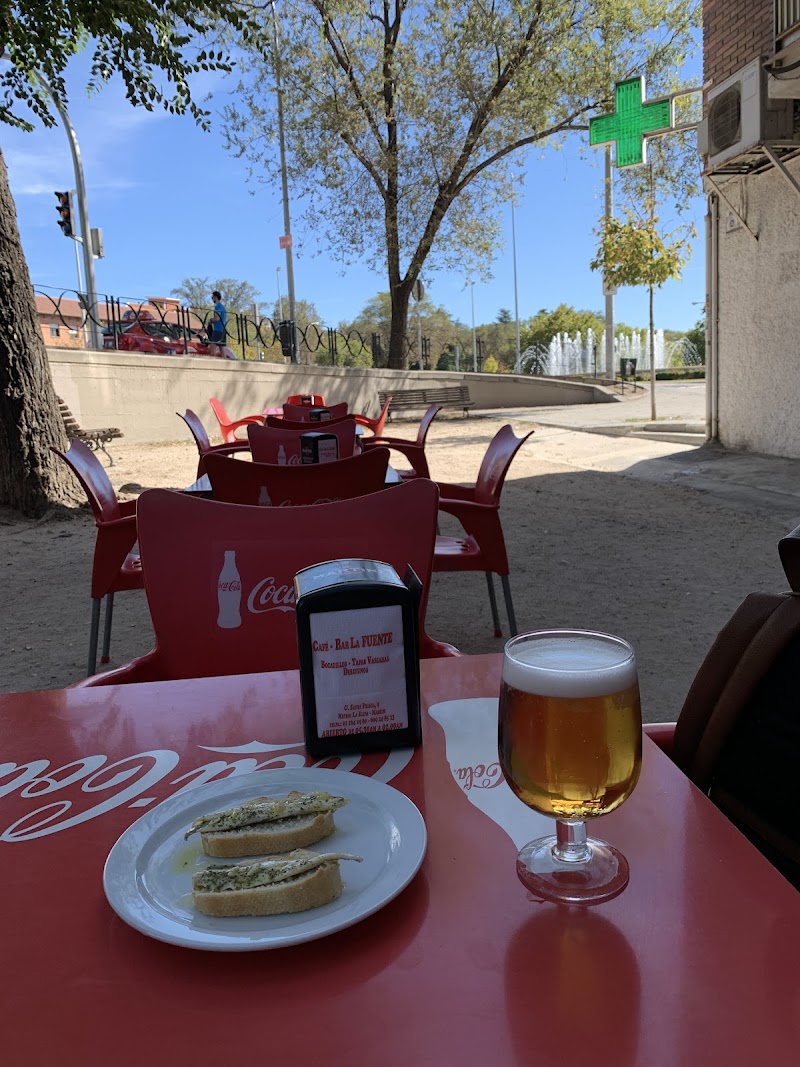 Cafe-Bar La Fuente atmosphere