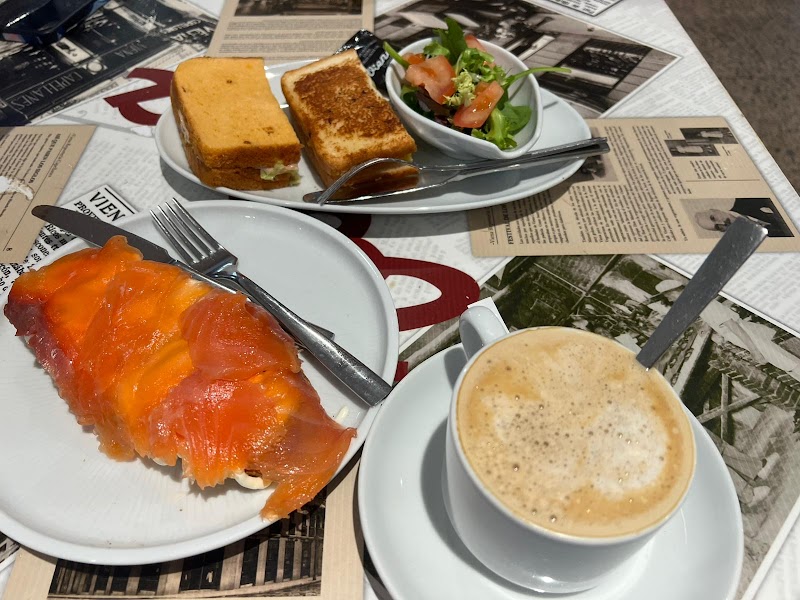 Viena Capellanes coffee