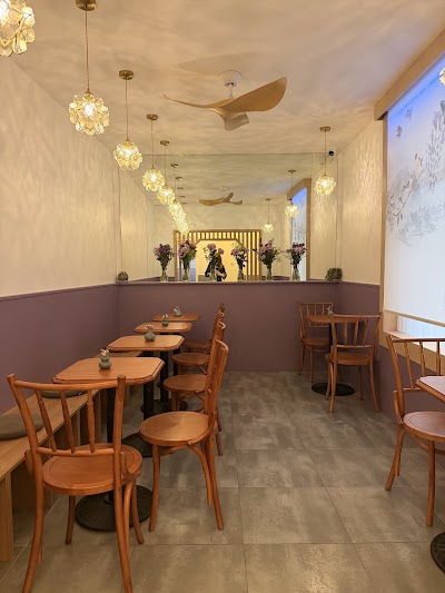 MW Paris - Coffee & Matcha in Paris