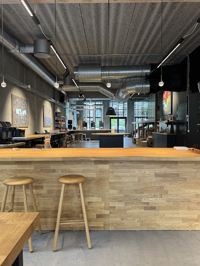 ROAST Coffee atmosphere