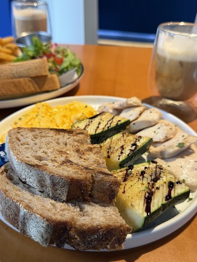 PAI CAFÉ & BRUNCH 八德店 atmosphere