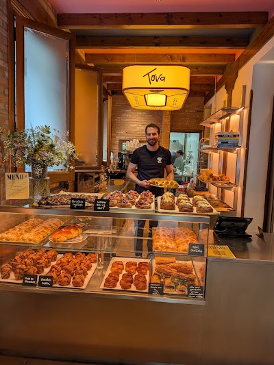 Interior of Tova Bakery in Madrid