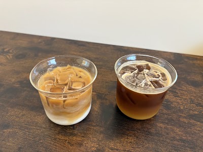 MOLLY COFFEE atmosphere