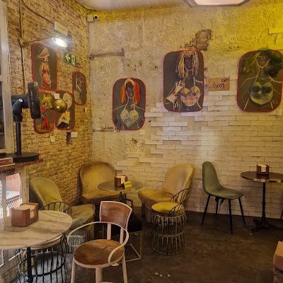 Art Caffe atmosphere