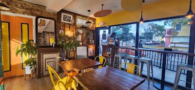 Macondo Coffee Roasters Little Havana Calle 8