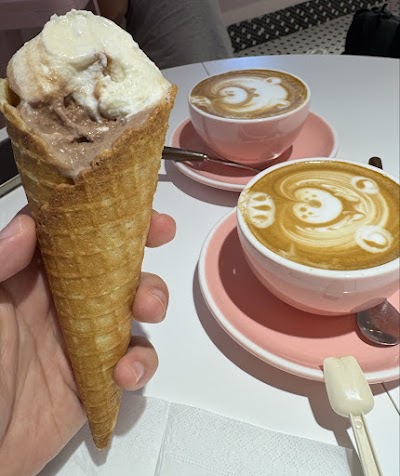 Maison Glacée coffee