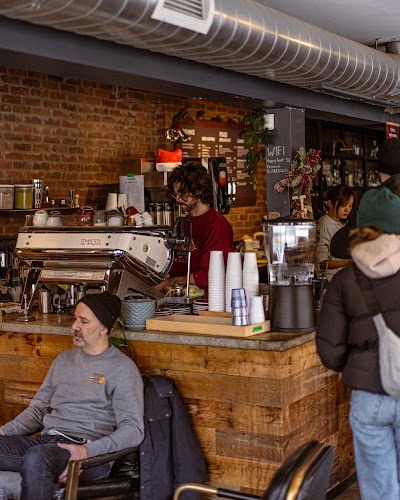 Happy Goat Coffee Co. (Elgin) atmosphere