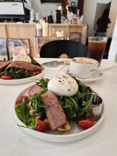 Goodin' Out Coffee atmosphere