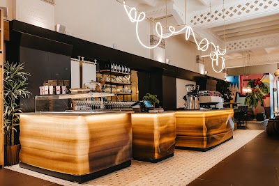 D Origen Coffee Roasters atmosphere