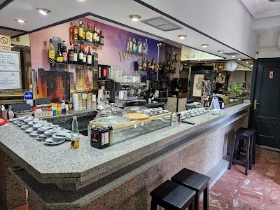 Cafeteria Welcome atmosphere