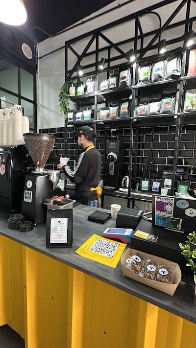 Peregrino Coffee Roasters atmosphere