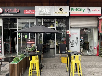 Interior of Peregrino Coffee Roasters in Región Metropolitana