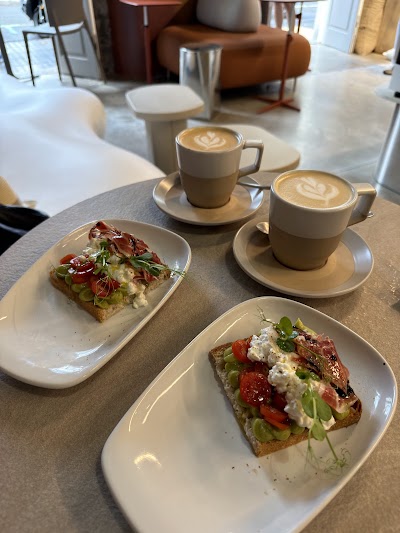 Calima coffee & cacao atmosphere