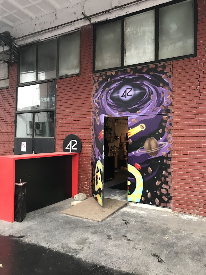 42 coffee roastery atmosphere