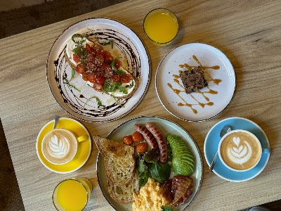 BOSCON | Specialty Coffee Roasters & Brunch atmosphere
