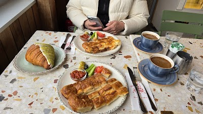 Göçmen Artisan Bakery Galata coffee