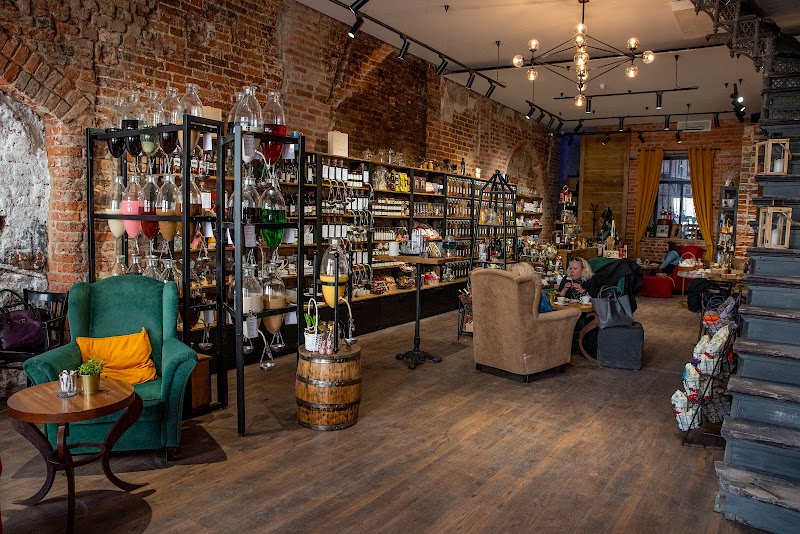 Interior of Grande Coffee Toruń Kawiarnia & Spiżarnia in Toruń