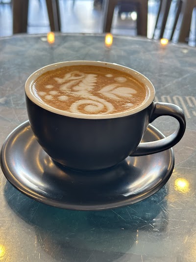 AGGÜDO COFFEE ROASTERS atmosphere