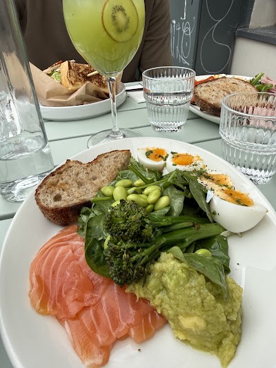 Seagull - Brunch & Speciality Coffee atmosphere